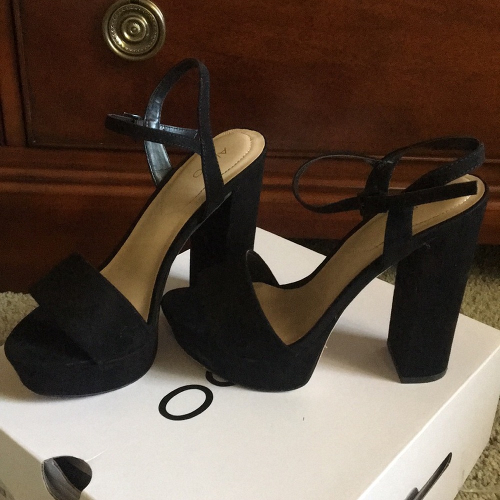 Aldo Black Suede Kandi Heel